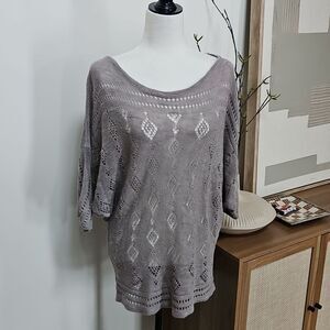 🎁Buffalo crochet light knit drop sleeve top